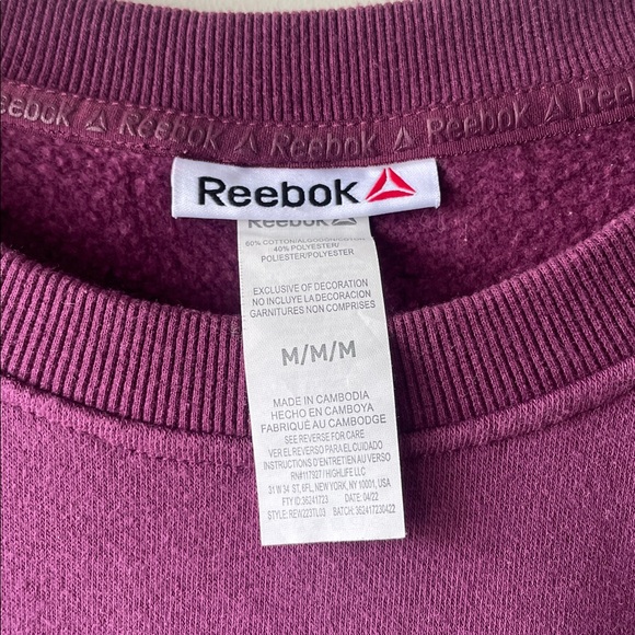 Rebook dark a purple sweatshirts - Picture 2 of 5